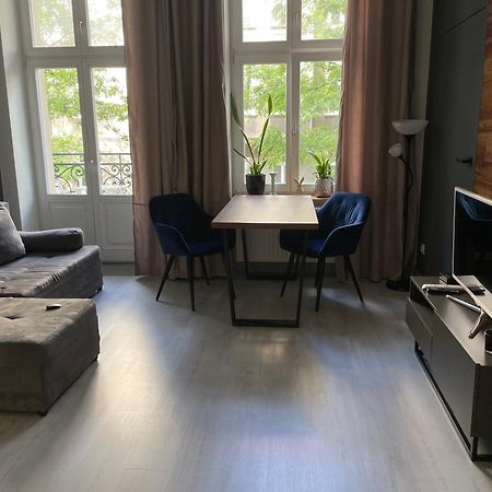 Apartament Centrum Superior Познан Екстериор снимка