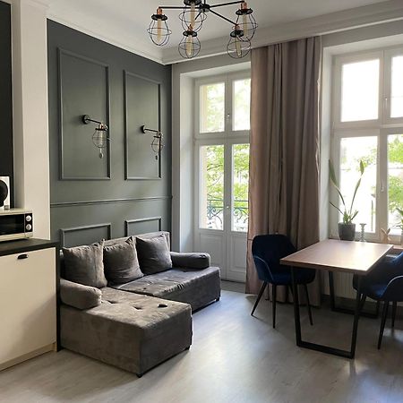Apartament Centrum Superior Познан Екстериор снимка