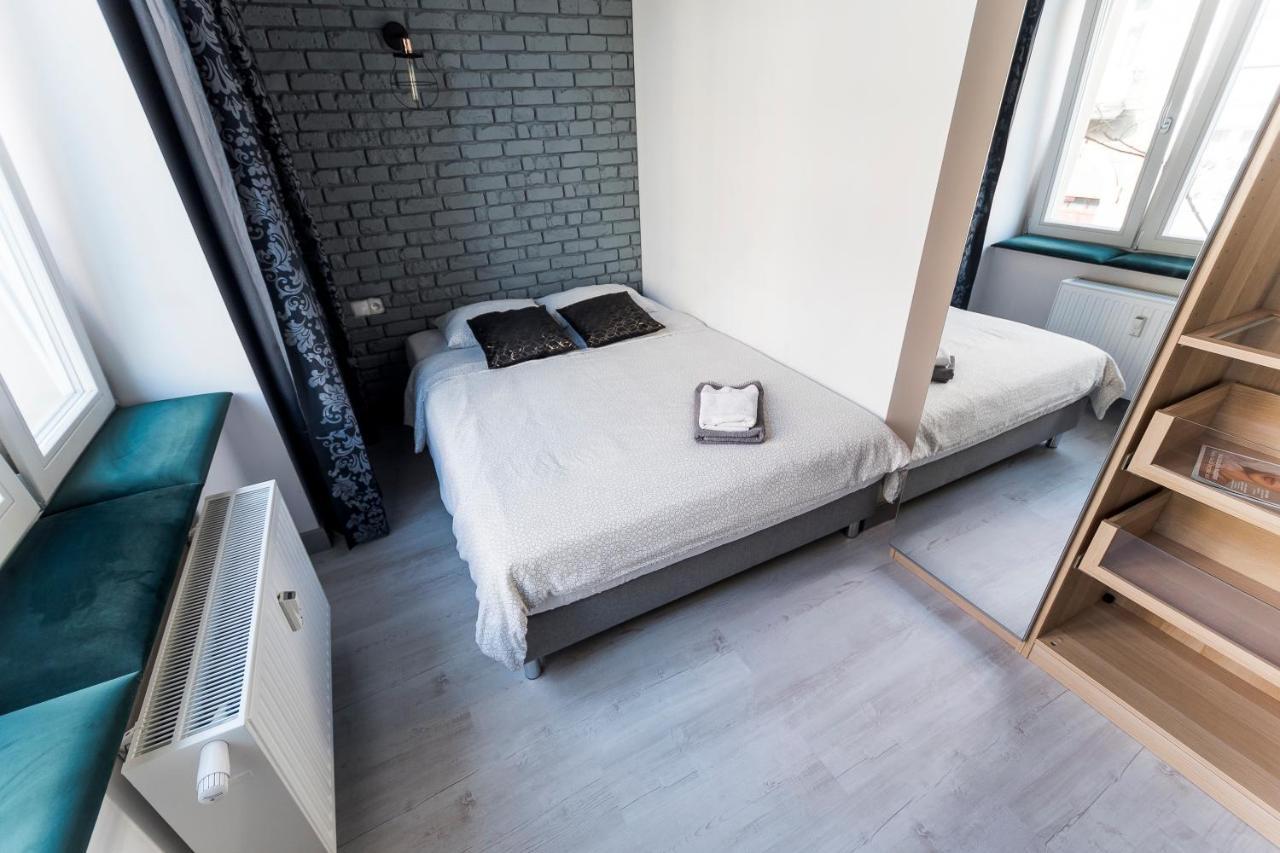 Apartament Centrum Superior Познан Екстериор снимка