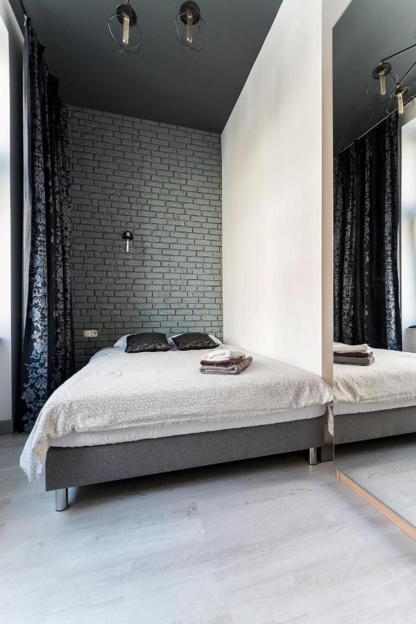 Apartament Centrum Superior Познан Екстериор снимка