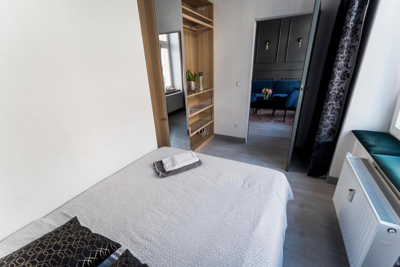 Apartament Centrum Superior Познан Екстериор снимка