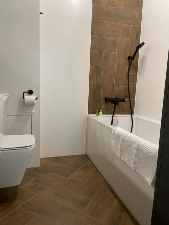 Apartament Centrum Superior Познан Екстериор снимка